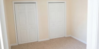 Luxury Home - South Side Flats Gallery 6