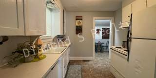 Cute and Clean 2 Bedroom Home Available Now! Gallery 7