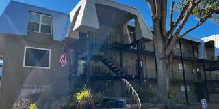 Riverfront condo ; 2 bed 1 bath Gallery 1