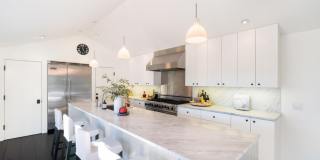 1811 Hillview Place Gallery 12