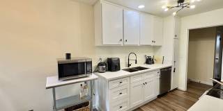 Ventura Living Made Easy – Updated 2 Bed Condo Gallery 1