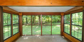 Two Bedroom, 2 Bath, 1-Car Garage, 1179 sq ft feet home with wood burning fireplace. and screened porch. Gallery 13