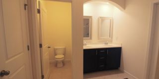 RTP Beauty!  Huge 3/2.5 Townhouse in Page Park Gallery 10