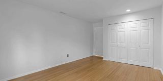 342 Village Court Gallery 15