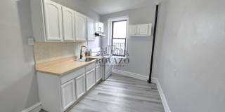 160 Ellis Avenue Gallery 1