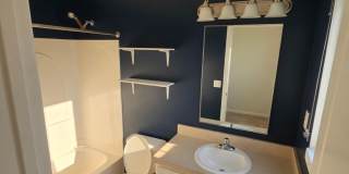 3 Bed Updated Condo Gallery 17