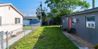391 NE 42nd Ct Gallery 19