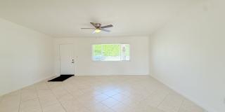 AVAILABLE NOW!! 3 BEDROOM 2 BATHROOM Home in Palm Desert! Gallery 4