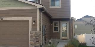 3 BEDROOM, 2.5 BATHROOM SADDLE RIDGE TWINHOME Gallery 1