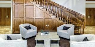 Lakeside Hills Apartments Gallery 41