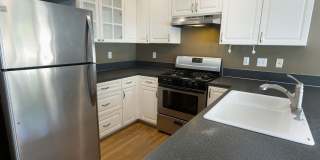 West Linn Single Family 3 Bd/2.5 Bth w/ Basement/Bonus Room. Gallery 14