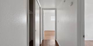 Charming 2BR Apartment in Fresno Gallery 14