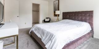 Candlewyck Gallery 12