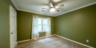 Charming 2-Bedroom Townhome in College Hill – Available Now! Gallery 12