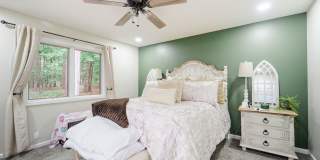 Charming 4 bedroom, 3 bathroom with lots of outdoor living space. Gallery 23