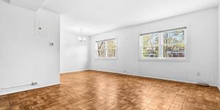 1615 MOUNT EAGLE Place Gallery 13