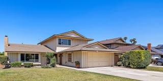 Spacious Home on Corner Lot! Gallery 1