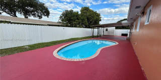 19102 NW 33rd Pl Gallery 42