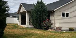 Comfortable Kuna Living with a Serene, Private Backyard! Gallery 23