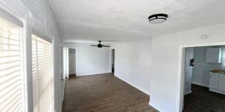 Quaint 4 bed 2 bath home Quaint 4 bed 2 bath home Gallery 10