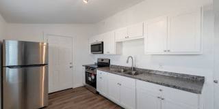 Desert Green Desert Green Gallery 1