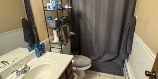 4 Bedroom, 2 Bath, 1 Car Garage home in the middle of town. Gallery 6