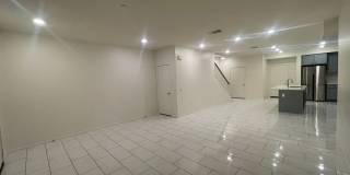 Upgraded & Spacious 4 Bedroom, 3.5 Bathroom Home Gallery 3