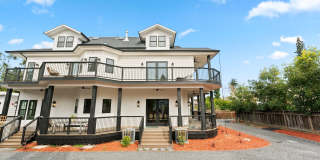 $11,995 - Stunning Executive Estate in Willow Glen $11,995 - Stunning Executive Estate in Willow Glen Gallery 4