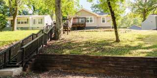712 Woodlawn Dr - Furnished Rental Gallery 1