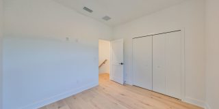 Gorgeous 4/3.5 Custom 3 Story Townhome Gallery 9