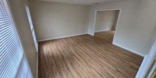 1011 Northfield  Circle Gallery 4