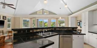 Furnished 3 Bedroom 3 Bath Condo Gallery 11