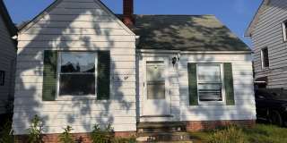 Price : $1,445 Updated 3-Bedroom Home in Maple Heights – Section 8 Welcome! Gallery 1