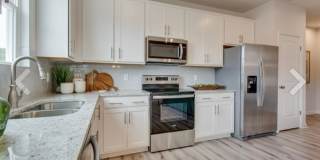 3 bedroom 3 full baths Gallery 8