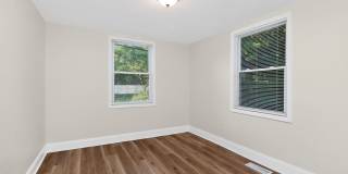 Summer Rent Special on this Cozy Two Bedroom Home! Gallery 9