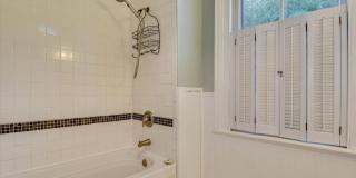 4Br, 2Ba Historic Victorian Gem - 1841 Ohio Ave Gallery 32