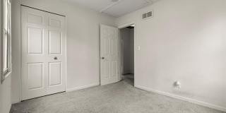 25713 Penn Street Gallery 15