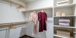 Llewellyn Gallery 11