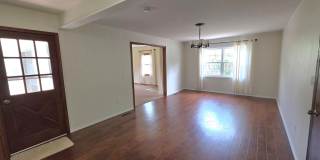 3 Bedrooms! 2 Living areas! close to Mall! $1695 Gallery 9