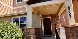 Gorgeous 3 Bedroom Townhouse off North Power Corridor! Gallery 1