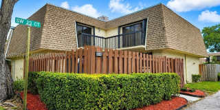 8215 SW 23rd Ct Gallery 1