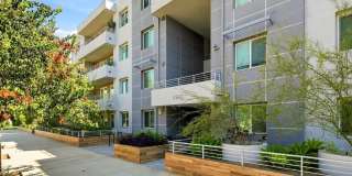 4240 Laurel Canyon Boulevard 4240 Laurel Canyon Boulevard Gallery 1