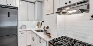 Sixteen Hundred Gallery 15