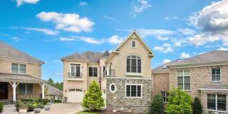 8319 QUARRY MANOR Terrace Gallery 1