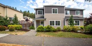 4/2.5 Townhouse for rent in DuPont! 4/2.5 Townhouse for rent in DuPont! Gallery 1