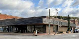 333 S Stephenson Gallery 1