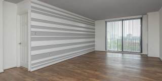 Whitestone at Landmark Gallery 34