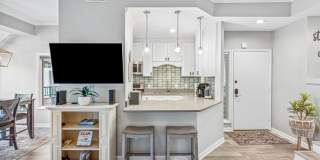 "Charming 2-Bed, 2-Bath Condo at 3 Shelter Cove Lane, Hilton Head Island - 1,140 Sq Ft of Coastal Comfort!" Gallery 9