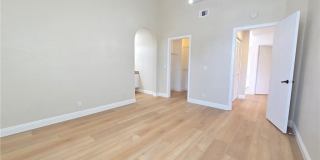 144 Agostino Gallery 18