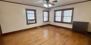 Massive 4 Bedroom, 2 Bath Brick Home Gallery 23
